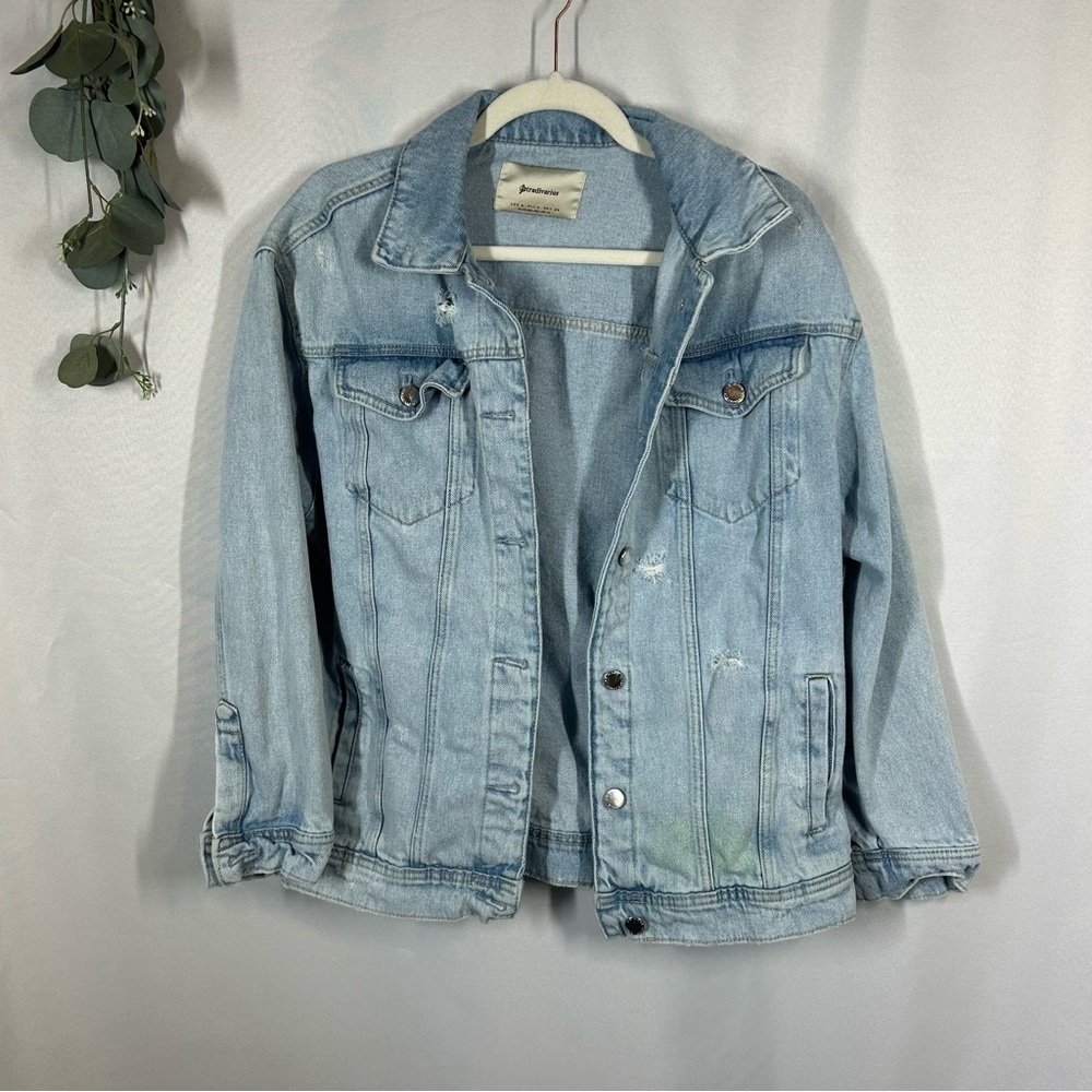 Stradivarius | Oversized Jean Jacket Light Wash Denim Button Down Size Small